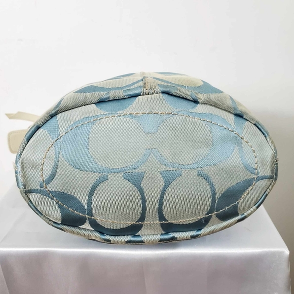 Coach Signature C blue canvas leather shoulder bag with bucket trim - Picture 7 of 15